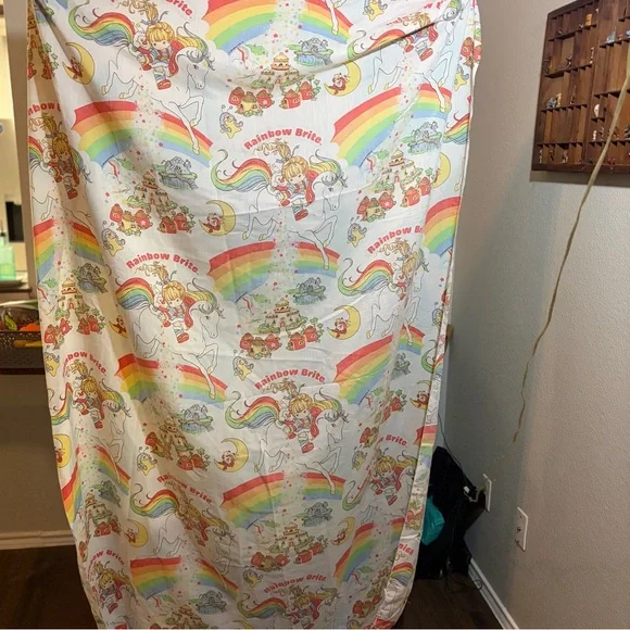 Vintage 1983 Hallmark Rainbow Brite Fitted Twin Bed Sheet - Picture 1 of 5